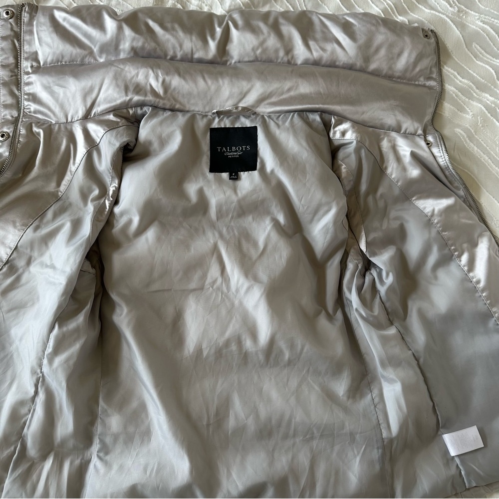 Talbots Petite Puffer Vest - Picture 5 of 5